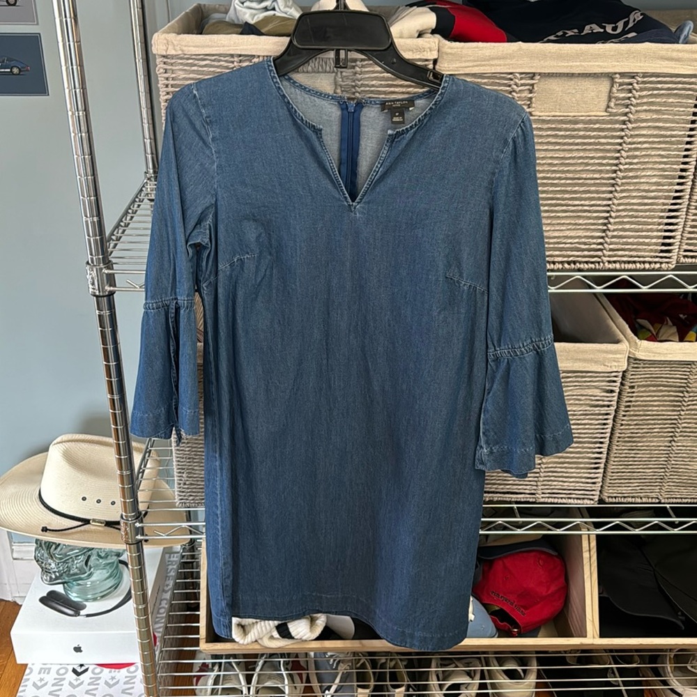 ANN TAYLOR JEAN DRESS PETITE OP